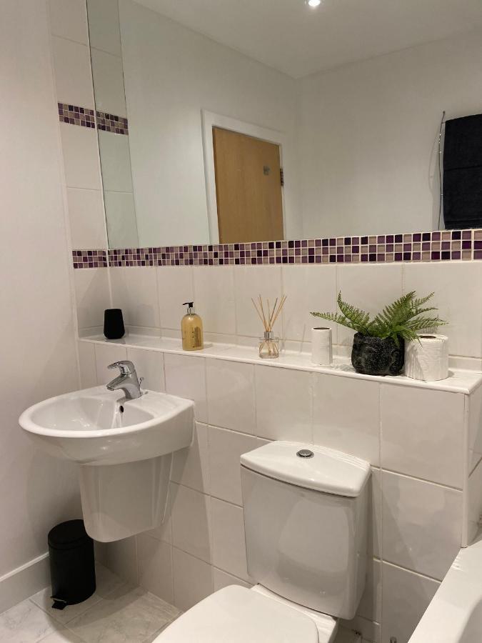 2 Bedroom, 2 Bathroom With Free Parking In A Great Location Cambridge (Cambridgeshire)